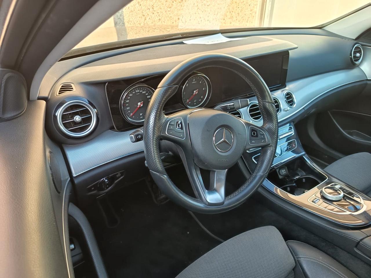 Mercedes-benz E 220 d 4Matic Auto Sport