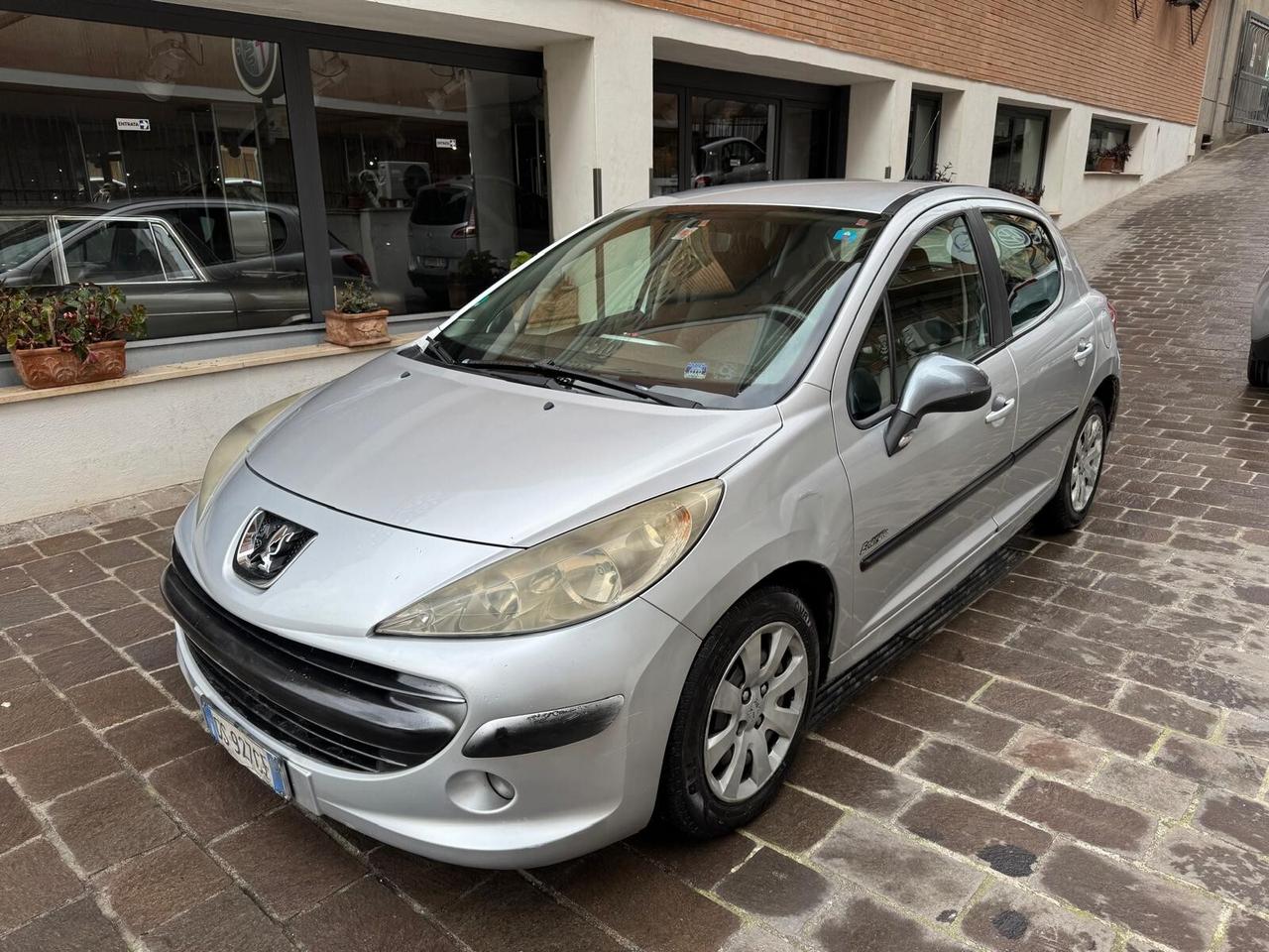 PEUGEOT 207 1.4 8V 75CV 5p. Energie