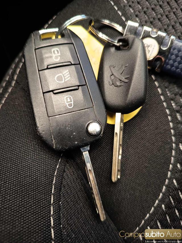 PEUGEOT 208 1.4 8V HDi 68CV 5p. Access