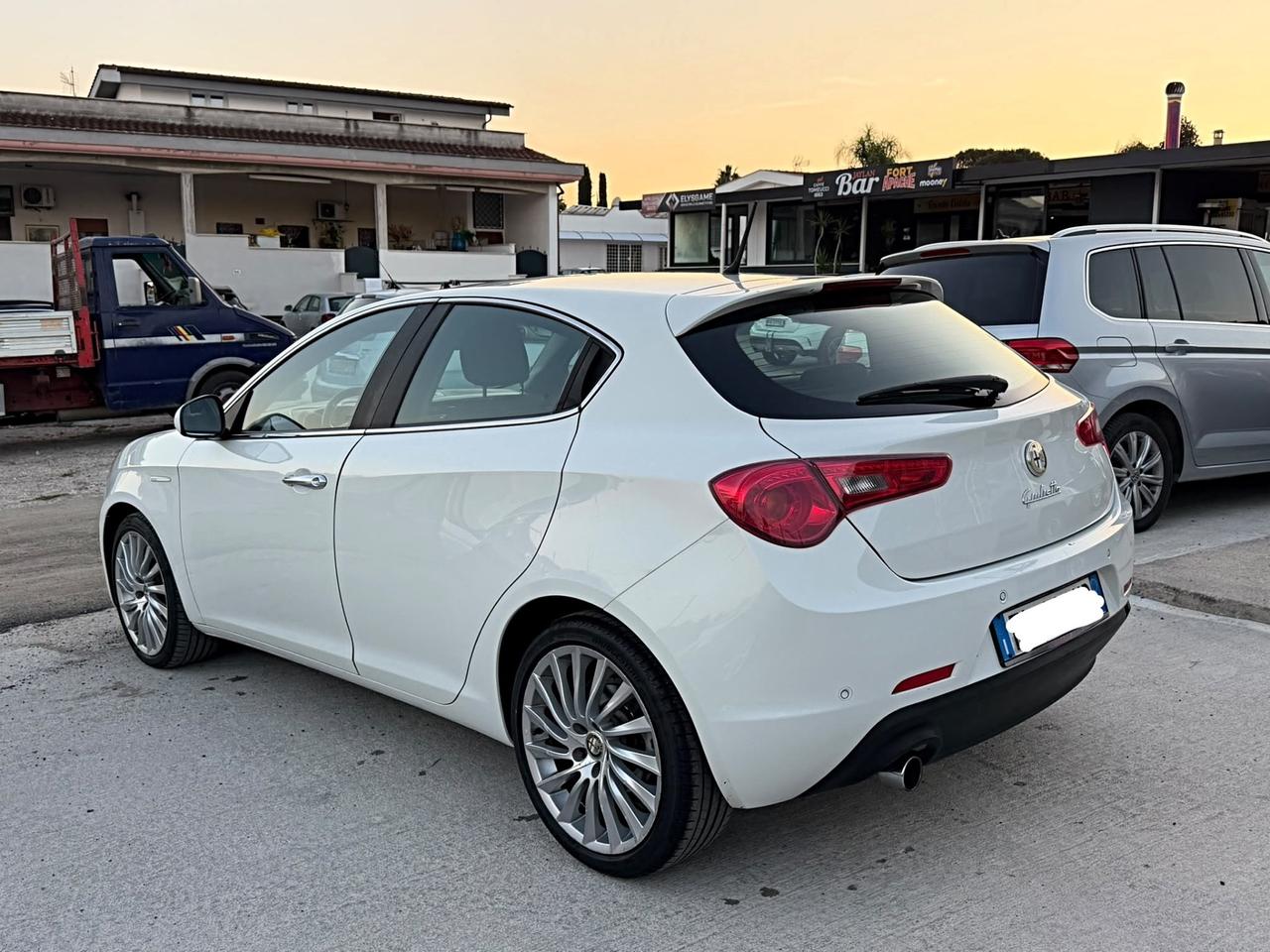 Alfa Romeo Giulietta 1.6 JTDm-2 105 CV Exclusive Garanzia 12 Mesi