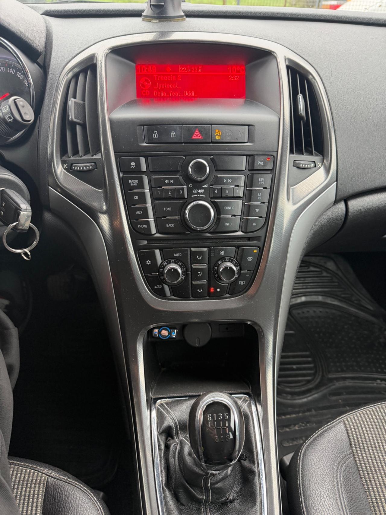 Opel Astra 1.7 CDTI 110CV Sports Tourer Cosmo