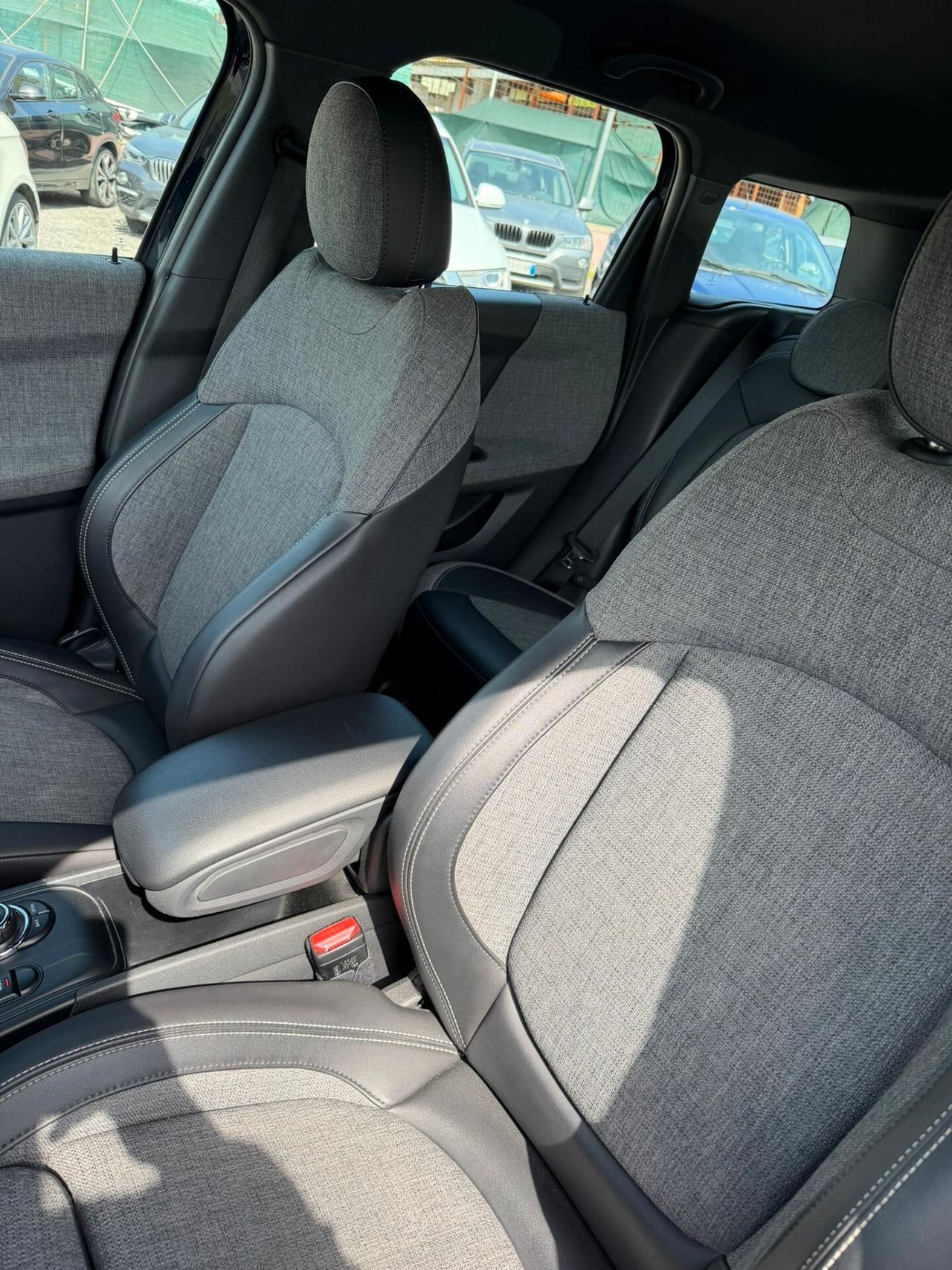 Mini Cooper D Countryman 2.0 Business ALL4 Automatica