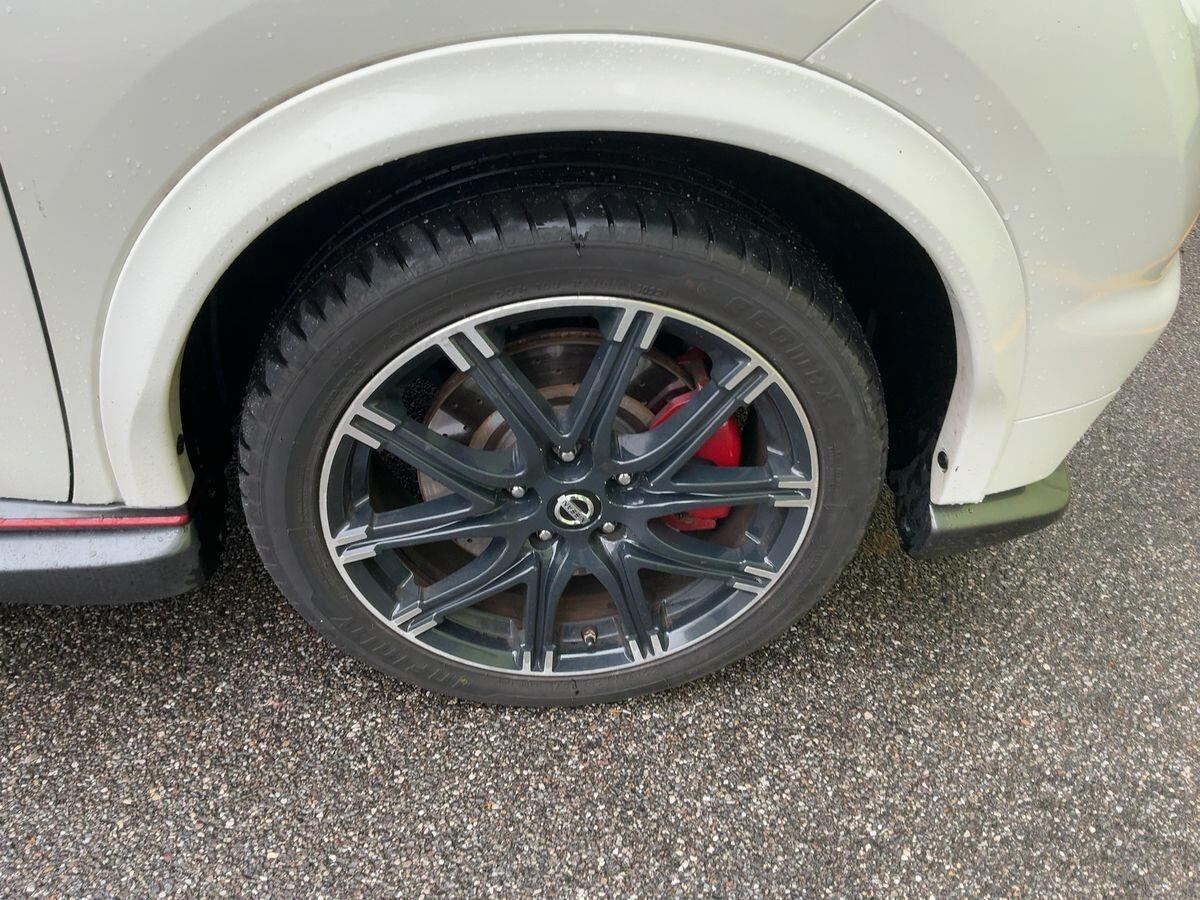 Nissan Juke 1.6 DIG-T 214 Xtronic 4WD Nismo RS