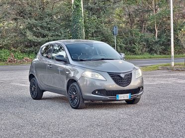 Lancia Ypsilon 0.9 TwinAir 85 CV 5 porte Metano Ecochic Gold 2014-5B NEO