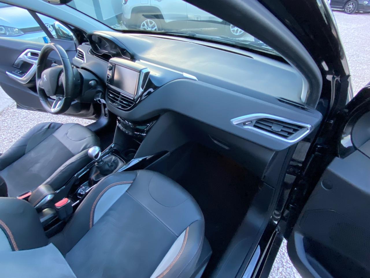 Peugeot 2008 BlueHDi 120 S&S Allure UNICO PROPRIETARIO NEOPATENTATO
