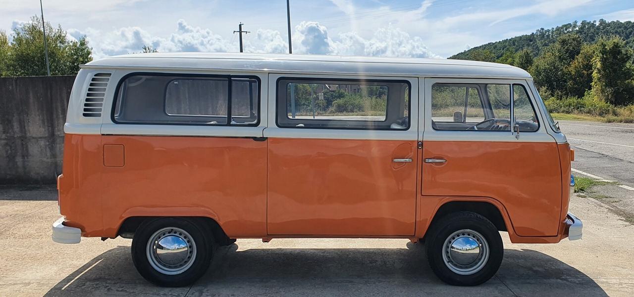 Volkswagen T2 (9 Posti)