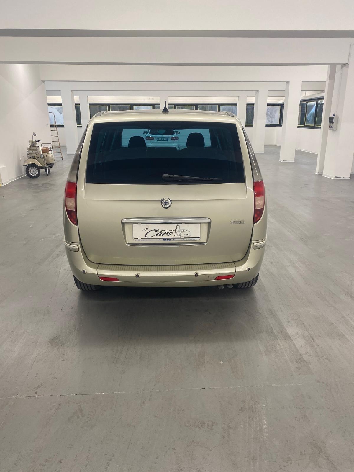 Lancia Phedra 2.2 JTD Emblema Plus FAP