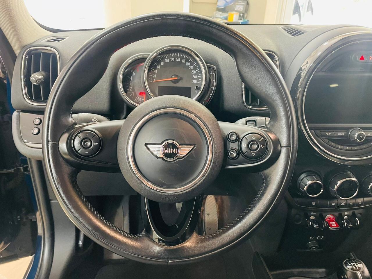 Mini One D Countryman 1.5 Hype