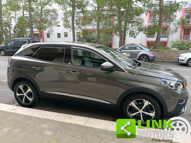 PEUGEOT 3008 BlueHDi 120 S&S Allure