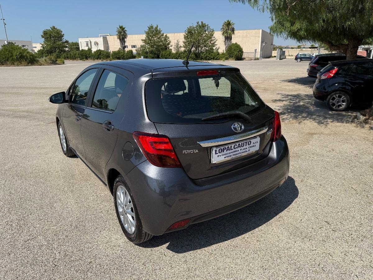 TOYOTA - Yaris - 1.4 D-4D 5p. Lounge MY 16 ; Adatta ai Neopatentati