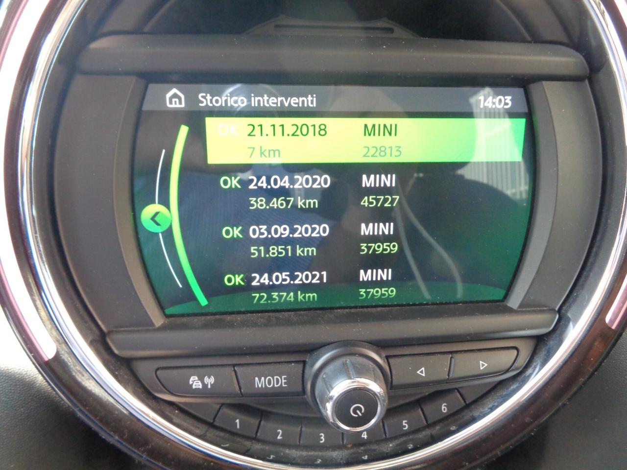 Mini Mini 1.5 Cooper D Business 5 porte AUTOMATICA