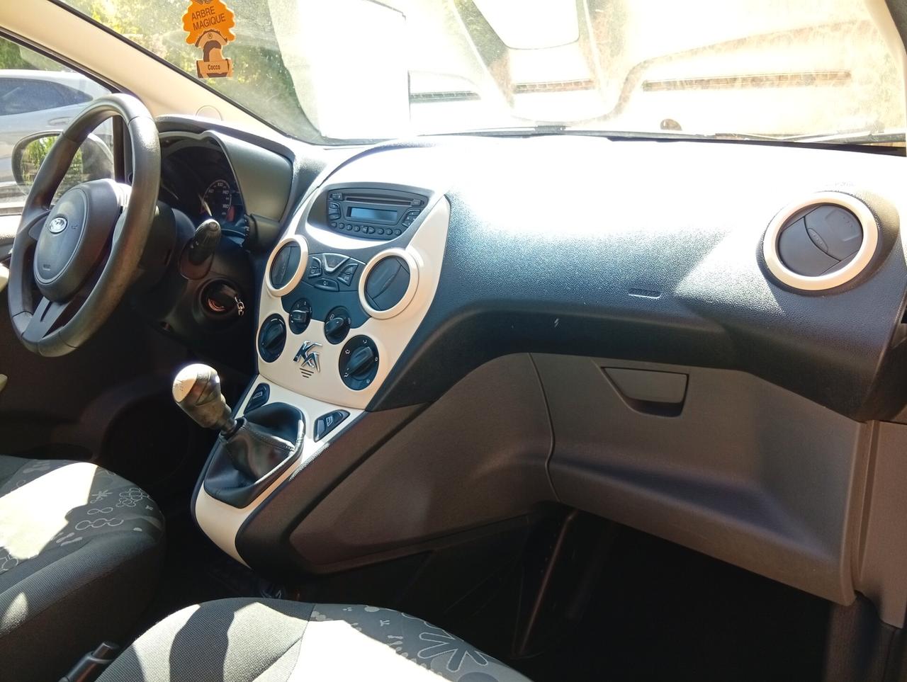 Ford Ka Ka+ 1.2 8V 69CV Titanium