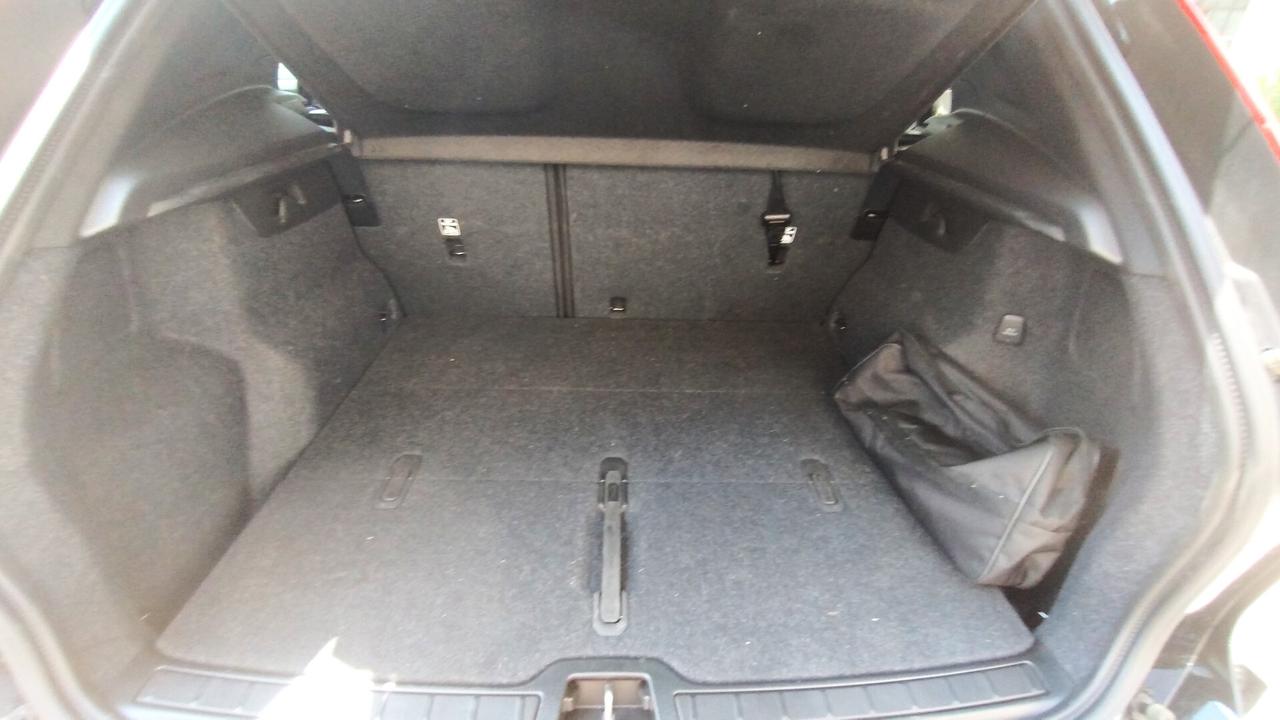 Volvo XC40 T2 automatico Essential