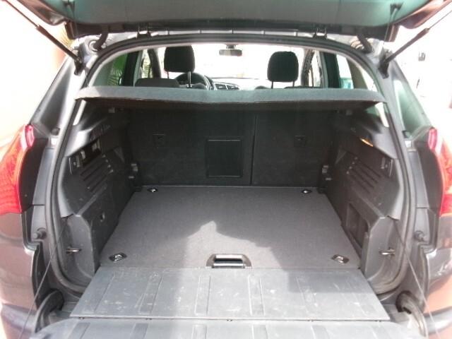 Peugeot 3008 1.6 HDi 115CV Allure