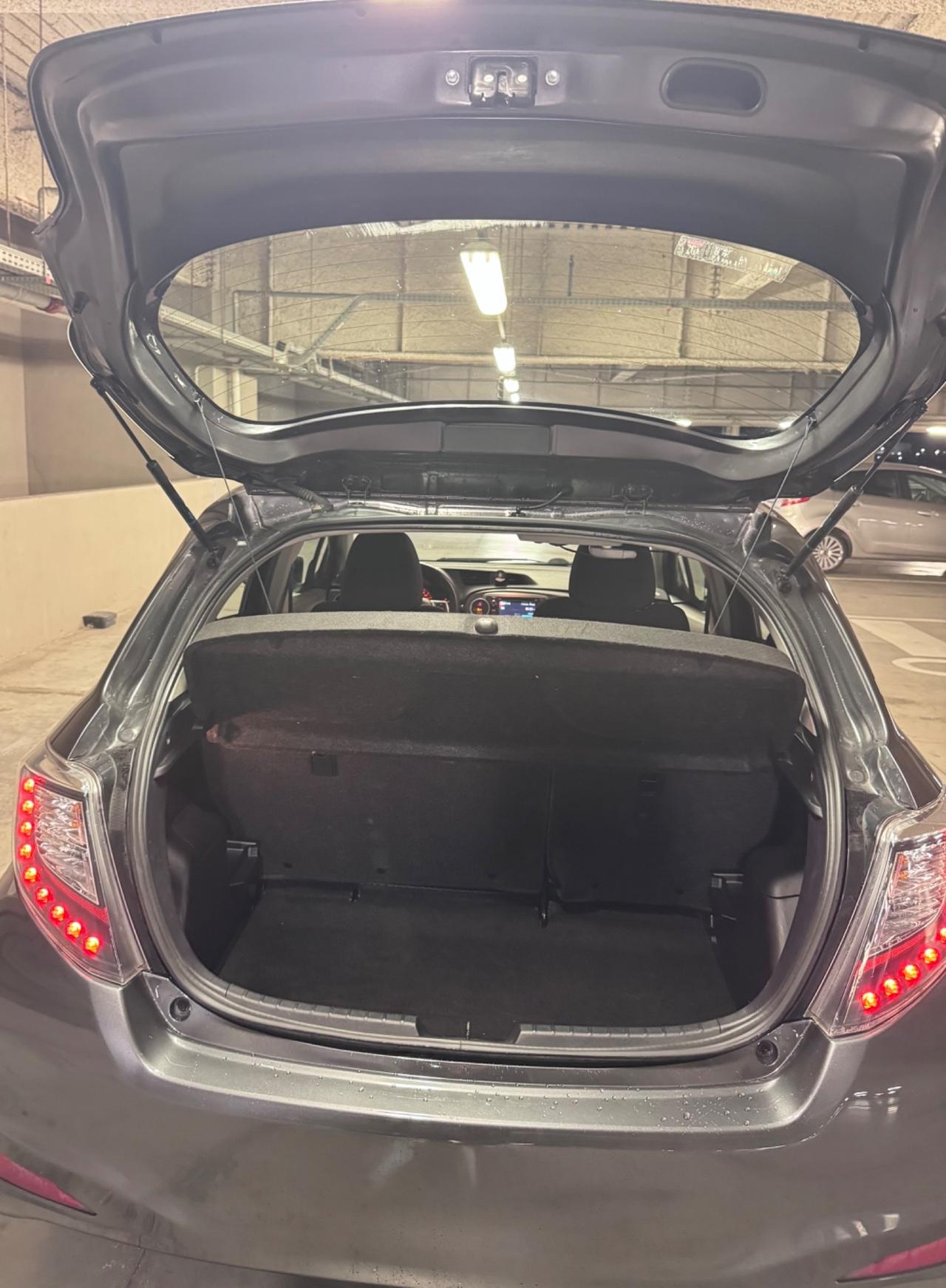 Toyota Yaris 1.0 5 porte Lounge