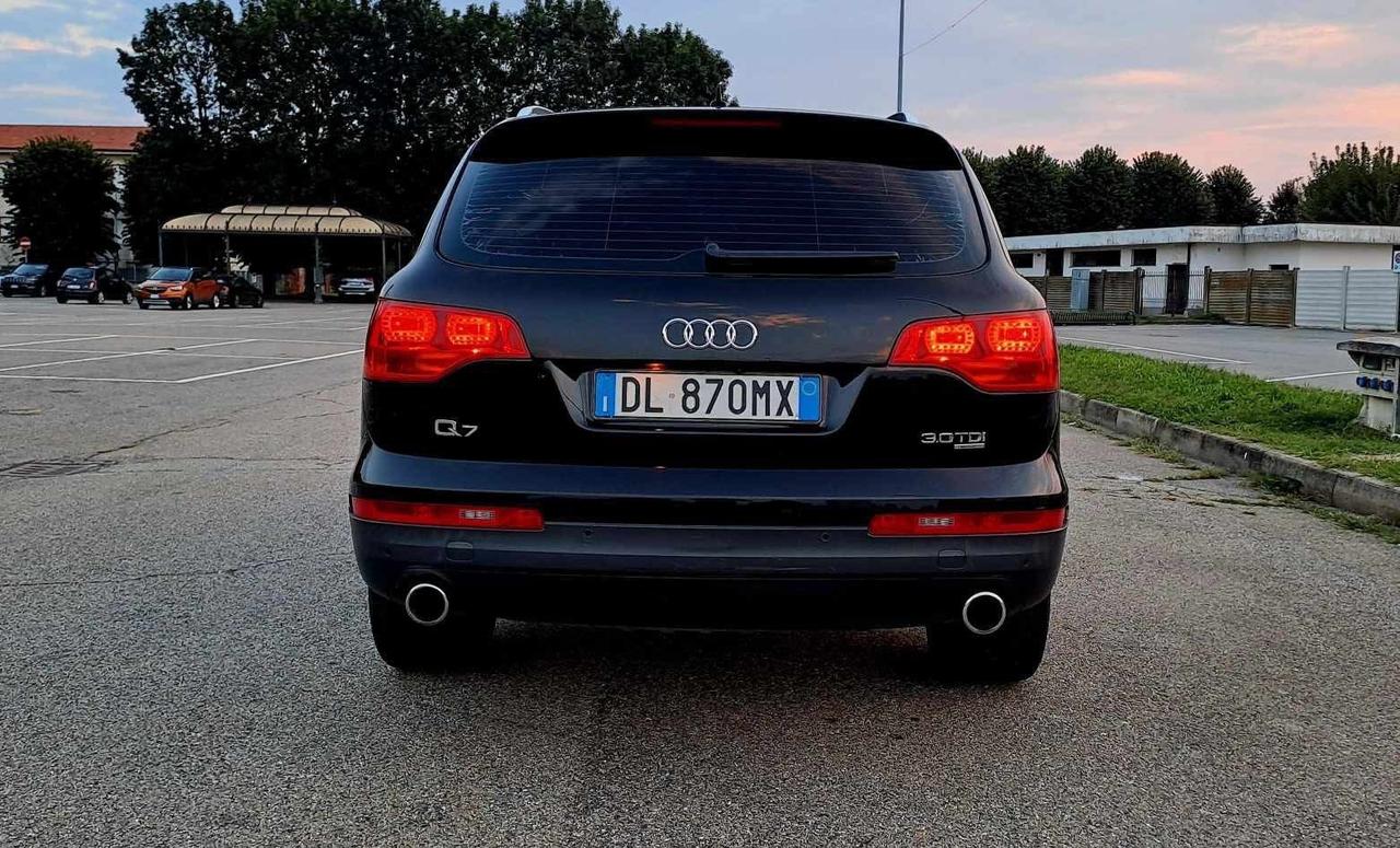 Audi Q7 3.0 V6 TDI 233 CV quattro F1 Sline 7posti