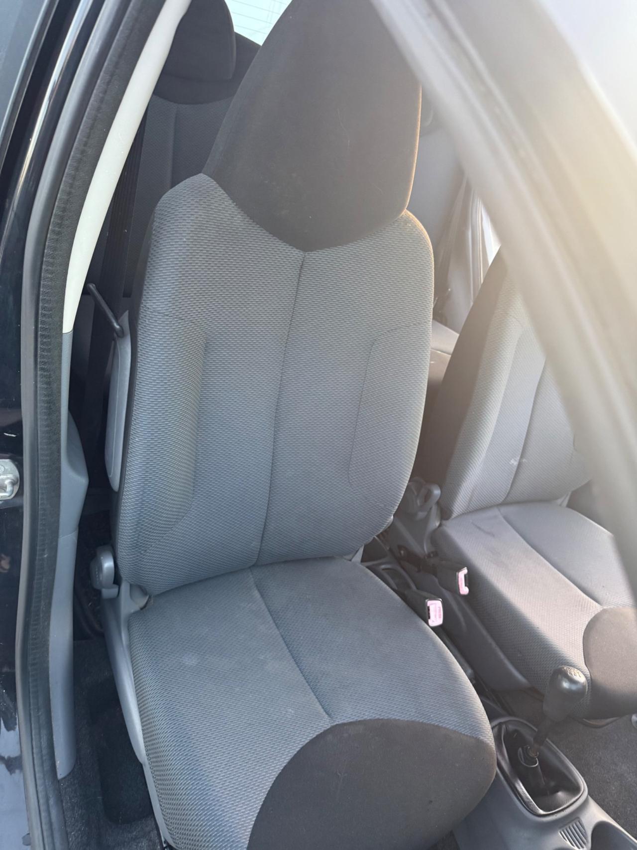 Toyota Aygo 1.0 12V VVT-i 5 porte Sol