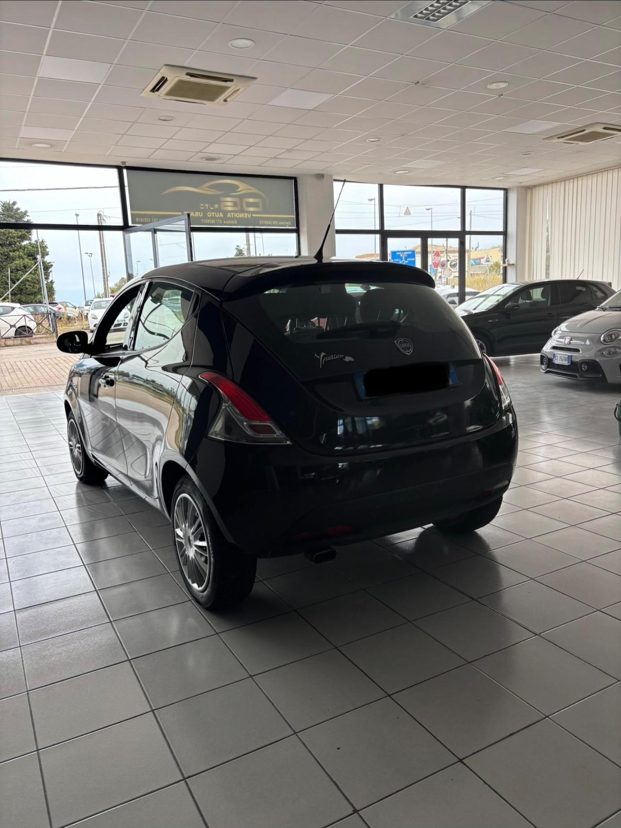 Lancia Ypsilon 1.2 69 CV 5 porte Elle