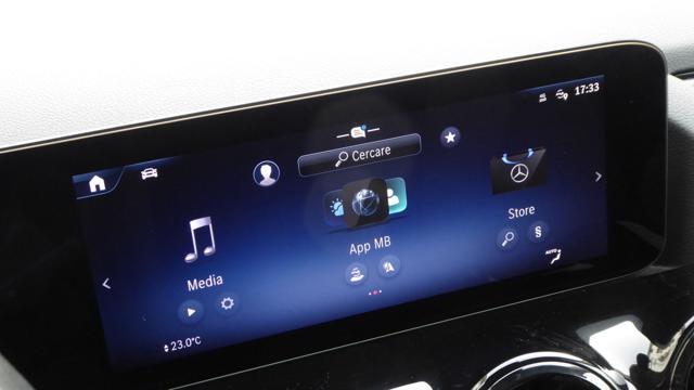 MERCEDES-BENZ GLA 180 d Automatic Progressive Advanced