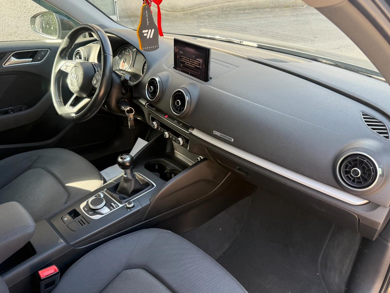 Audi A3 SPB 1.6 TDI 116 CV Sport