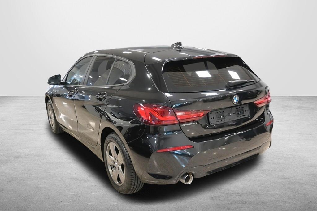 BMW 116D 115CV 6M. BUSINESS ADVANTAGE ( FARI LED - BMW DIGITAL COCKPIT - CRUISE - NAVI - MIRROR - PDC )