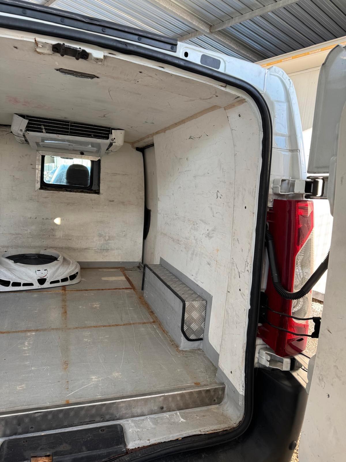 Peugeot Expert 2.0 HDi 120CV PC-TN 10Q Furgone