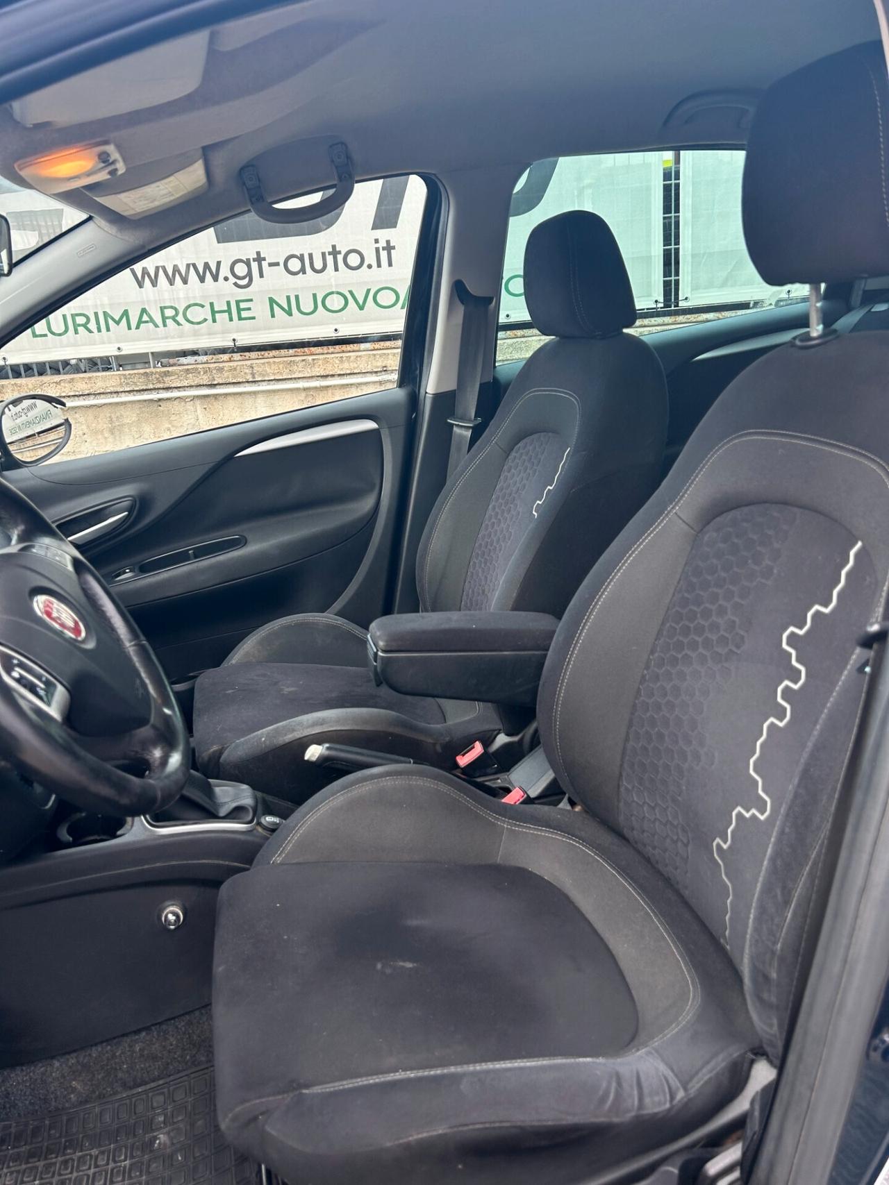 Fiat Punto 1.3 MJT II 75 CV 5P Lounge