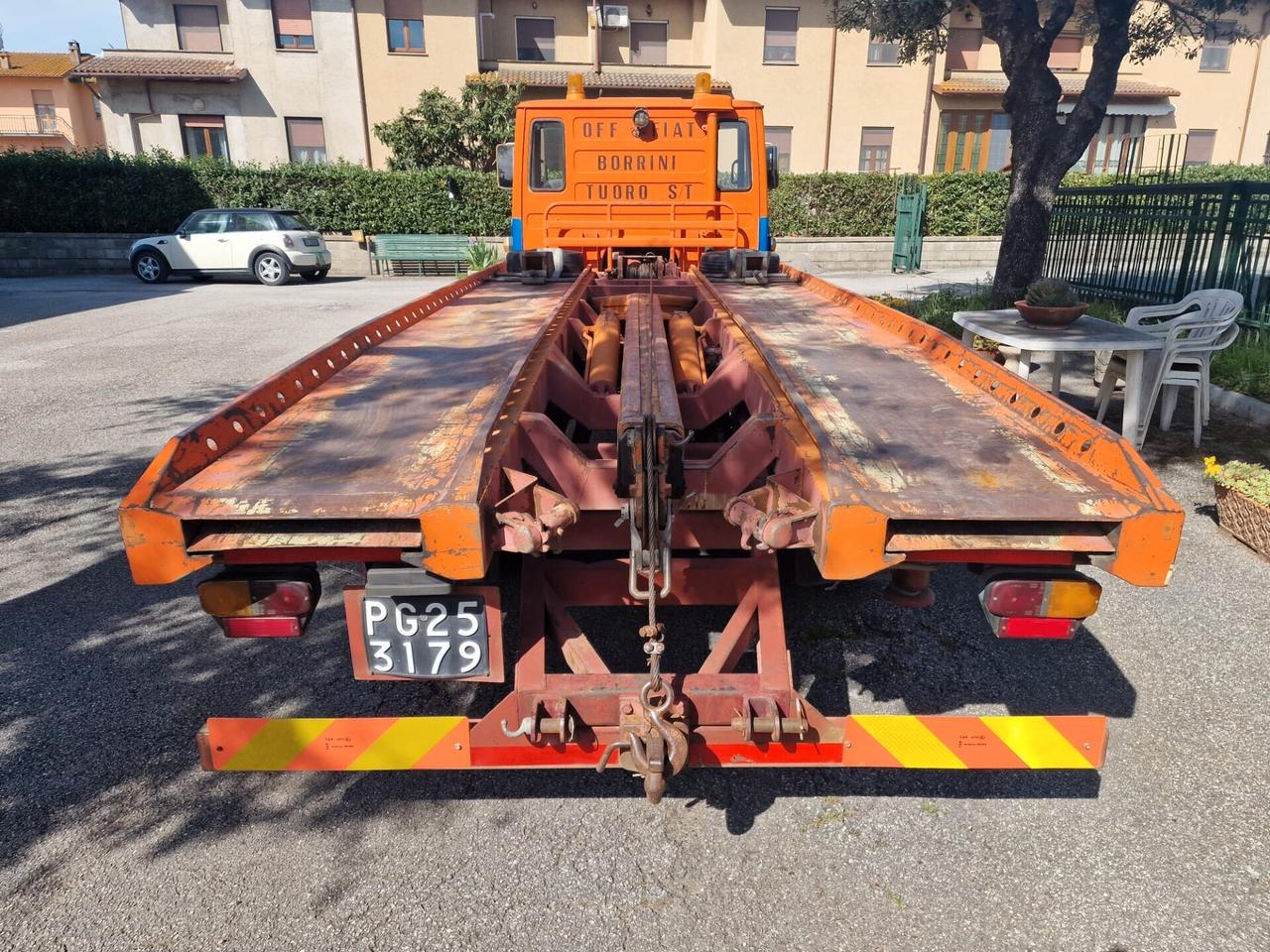 Fiat OM CARRO ATREZZI ALLESTIMENTO ISOLI