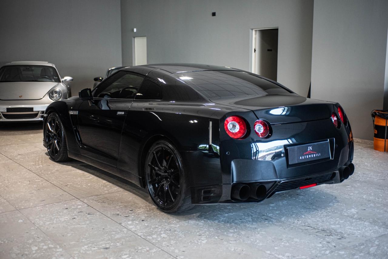 Nissan GT-R 3.8 V6 Black Edition