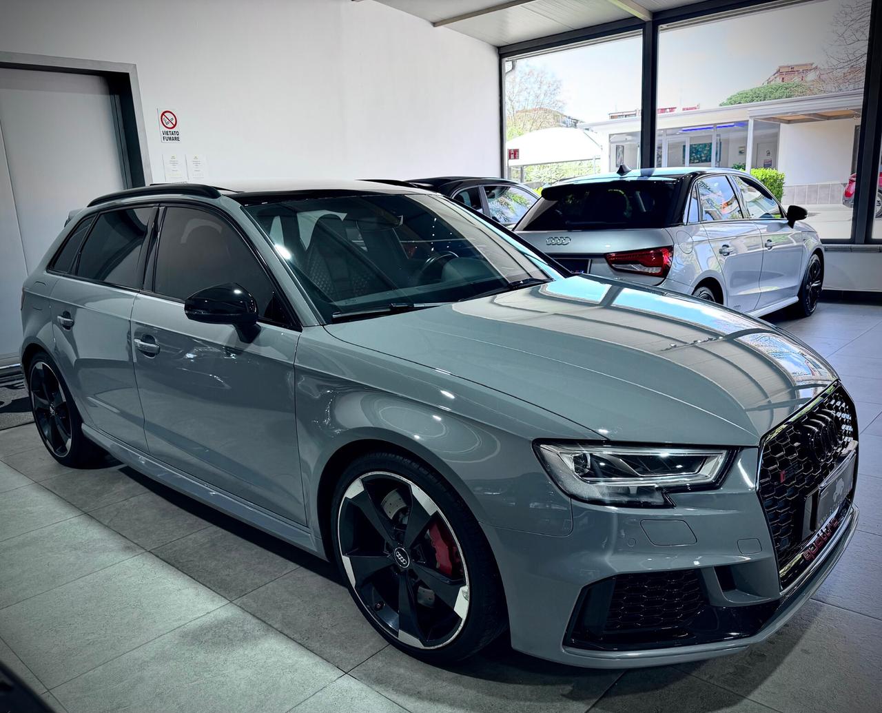 Audi RS3 2.5 TFSI 400CV Quattro S-Tronic
