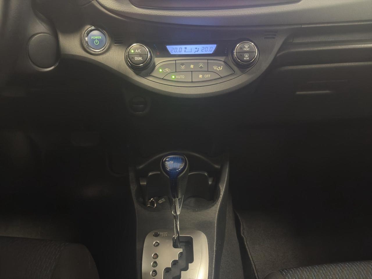 Toyota Yaris 5p 1.5h Lounge+