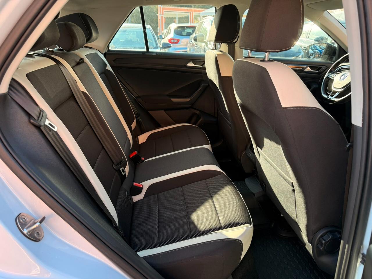 Volkswagen T-Roc 2.0 TDI 150CV DSG 4MOTION Advanced - 2018