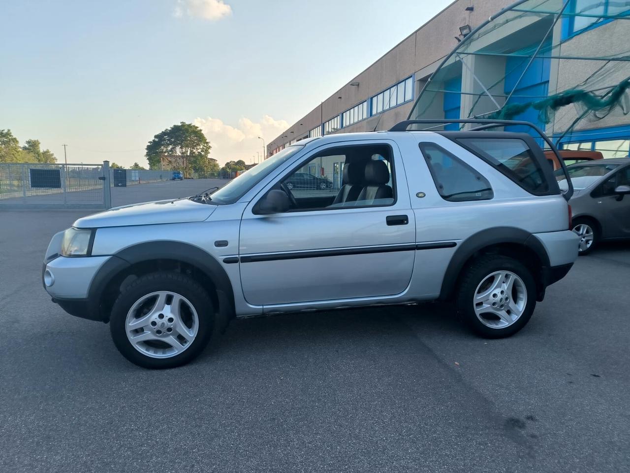 Land Rover Freelander tdi Automatico 3p