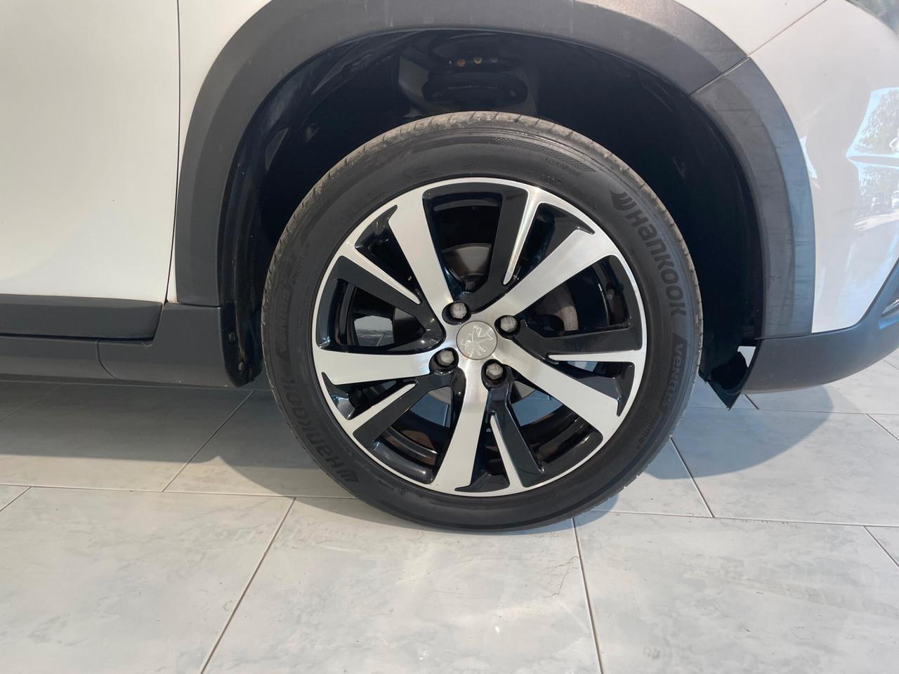 Peugeot 2008 BlueHDi 100 GT Line