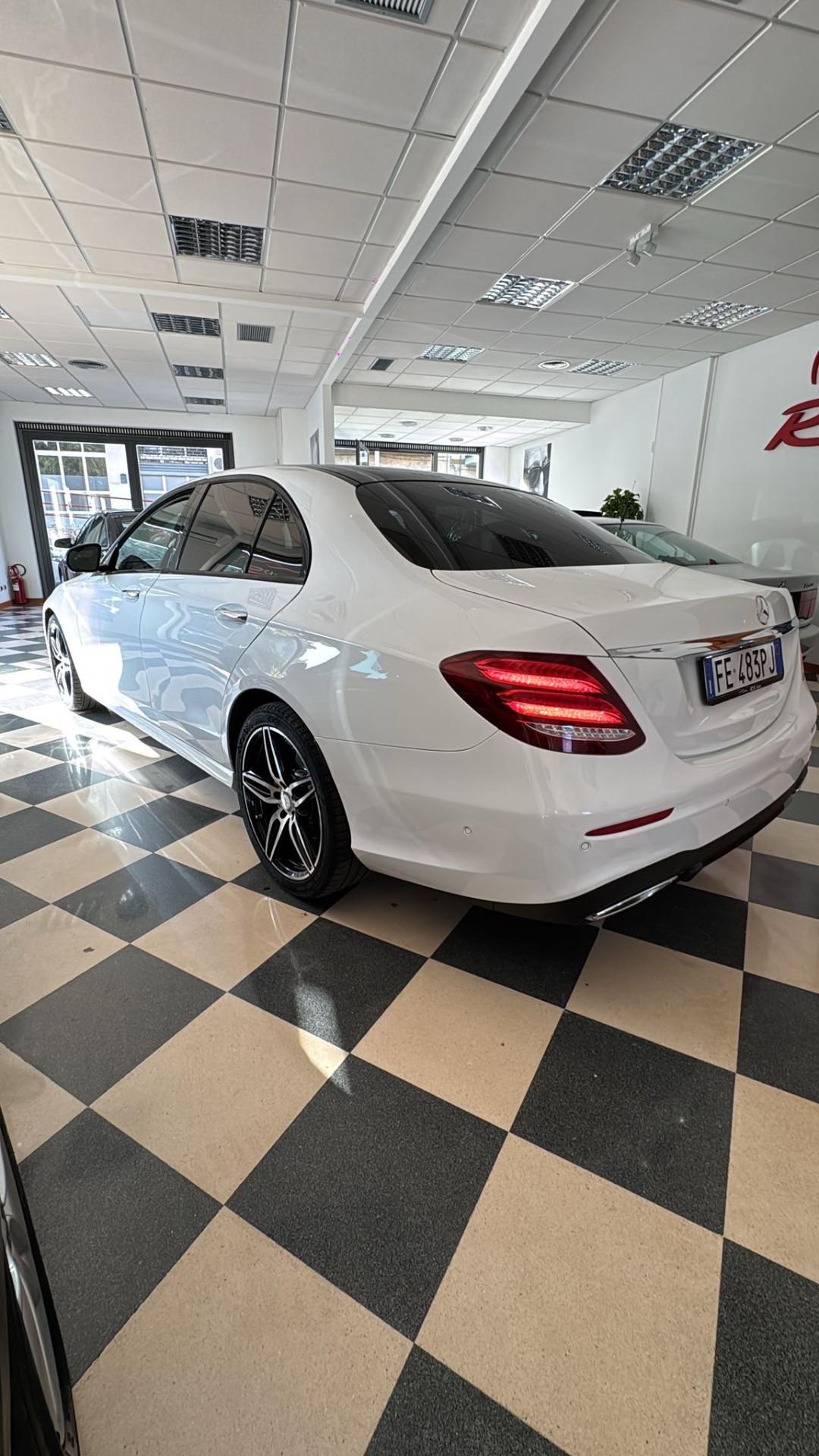 Mercedes-benz E 220 BlueTEC Premium