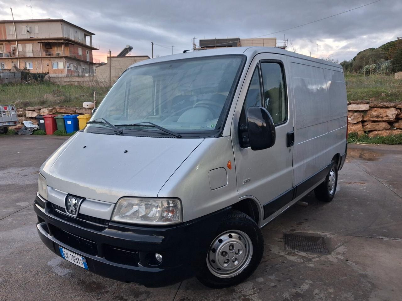 Peugeot Boxer 330CS 2.8 HDi cat PC-TA Furgone