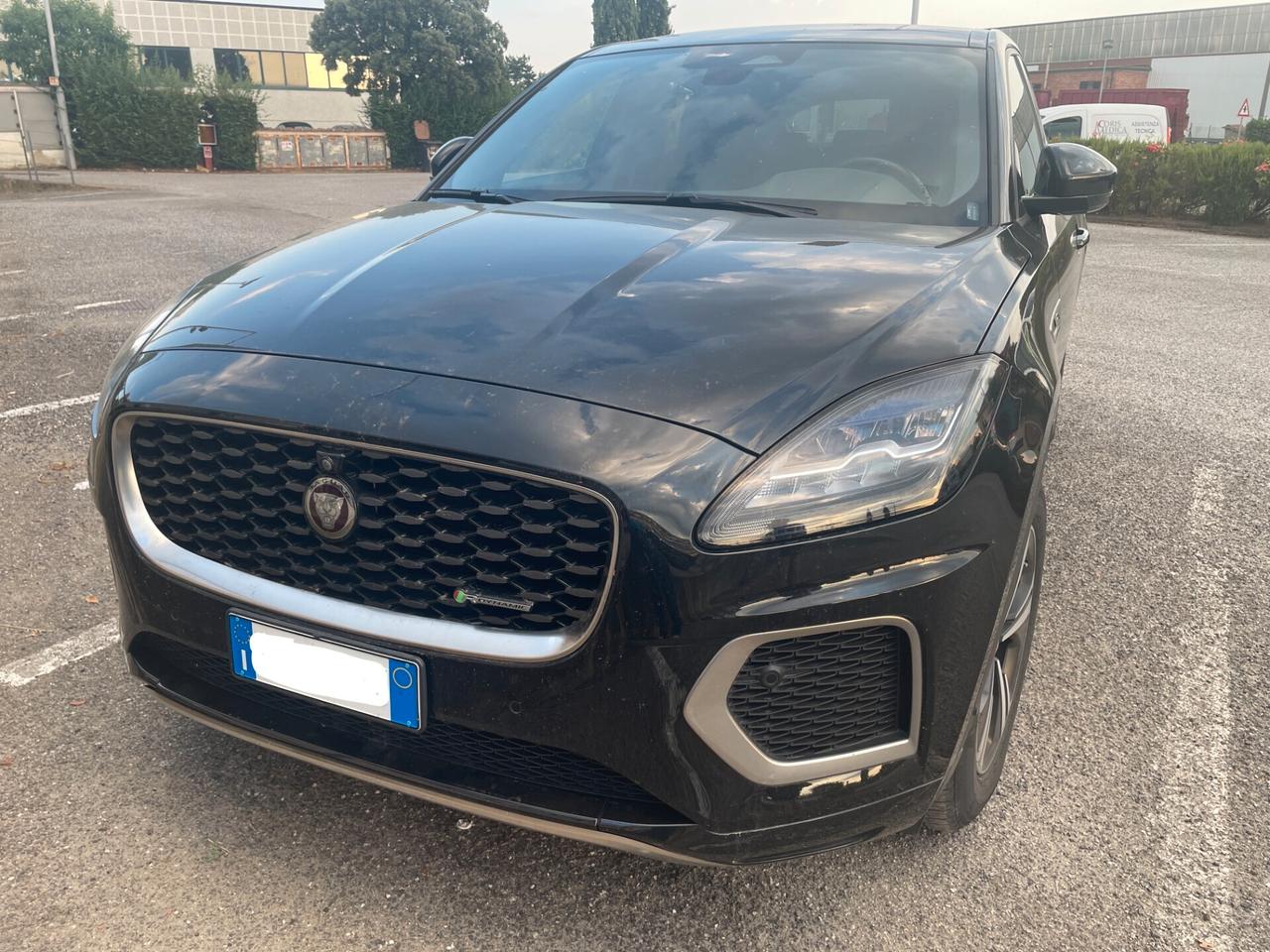 Jaguar E-Pace 2.0D I4 163 CV R-Dynamic