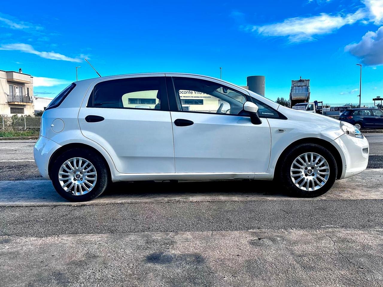 Fiat Punto 1.3 MJT II S&S 85 CV 5 porte ECO Lounge - Motore da rivedere