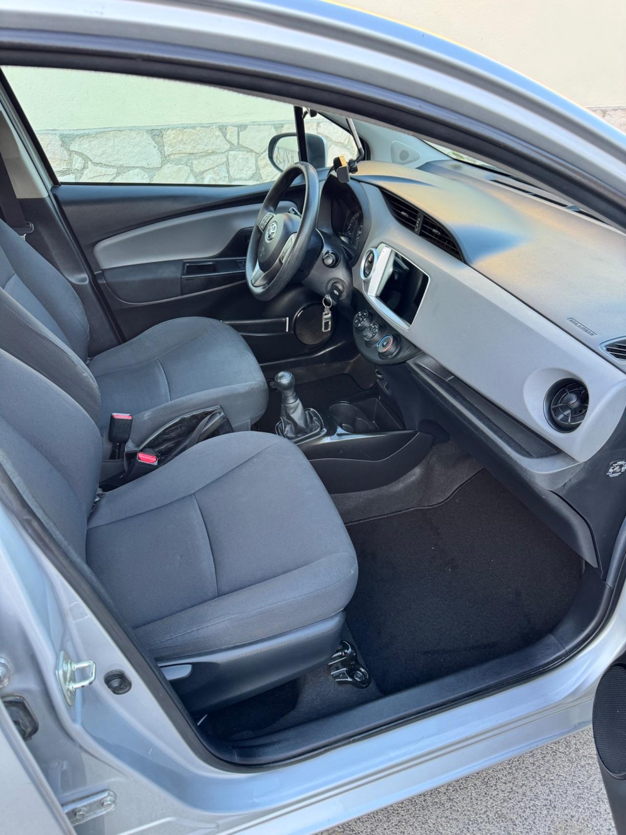 Toyota Yaris 1.0 5 porte unico proprietario