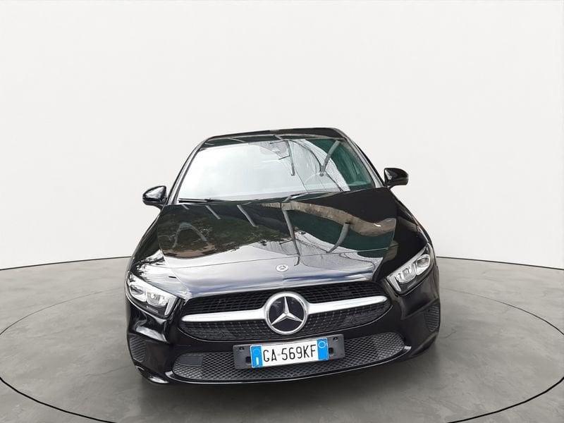 Mercedes-Benz Classe A A 180d Sport Cambio Automatico