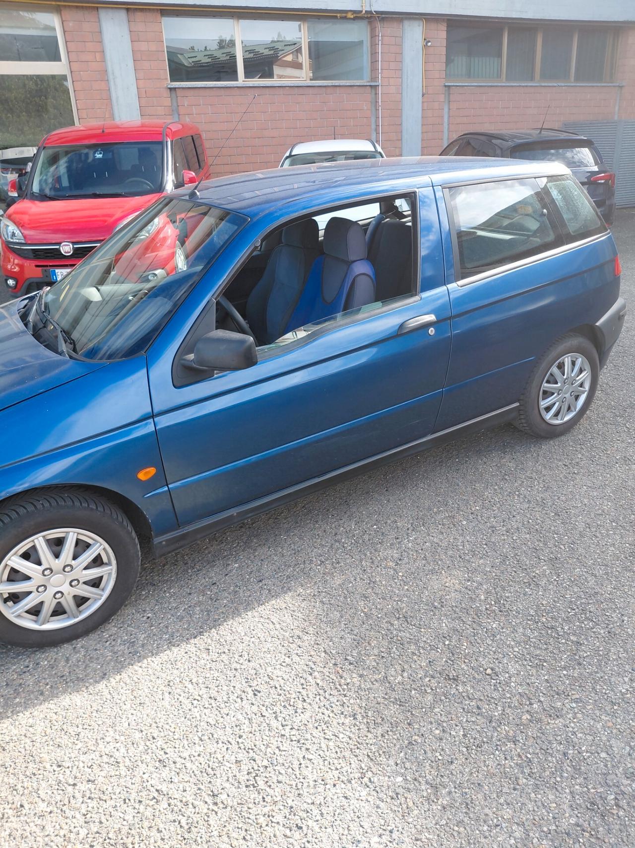 Alfa Romeo 145 1.4i 16V Twin Spark cat Junior