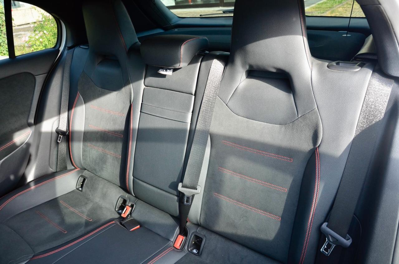 MERCEDES-BENZ A 180d AMG LINE PREMIUM PLUS 116cv AUTO, UFF ITALIANA, EURO 6D, SERVICE MERCEDES, FULL LED, RETROCAMERA, APPLE ANDROID, PERMUTE