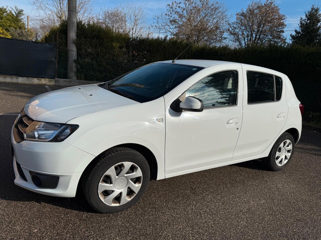 Dacia Sandero 1.2 NEOP. - NAV. - 12 MESI DI GARANZIA -