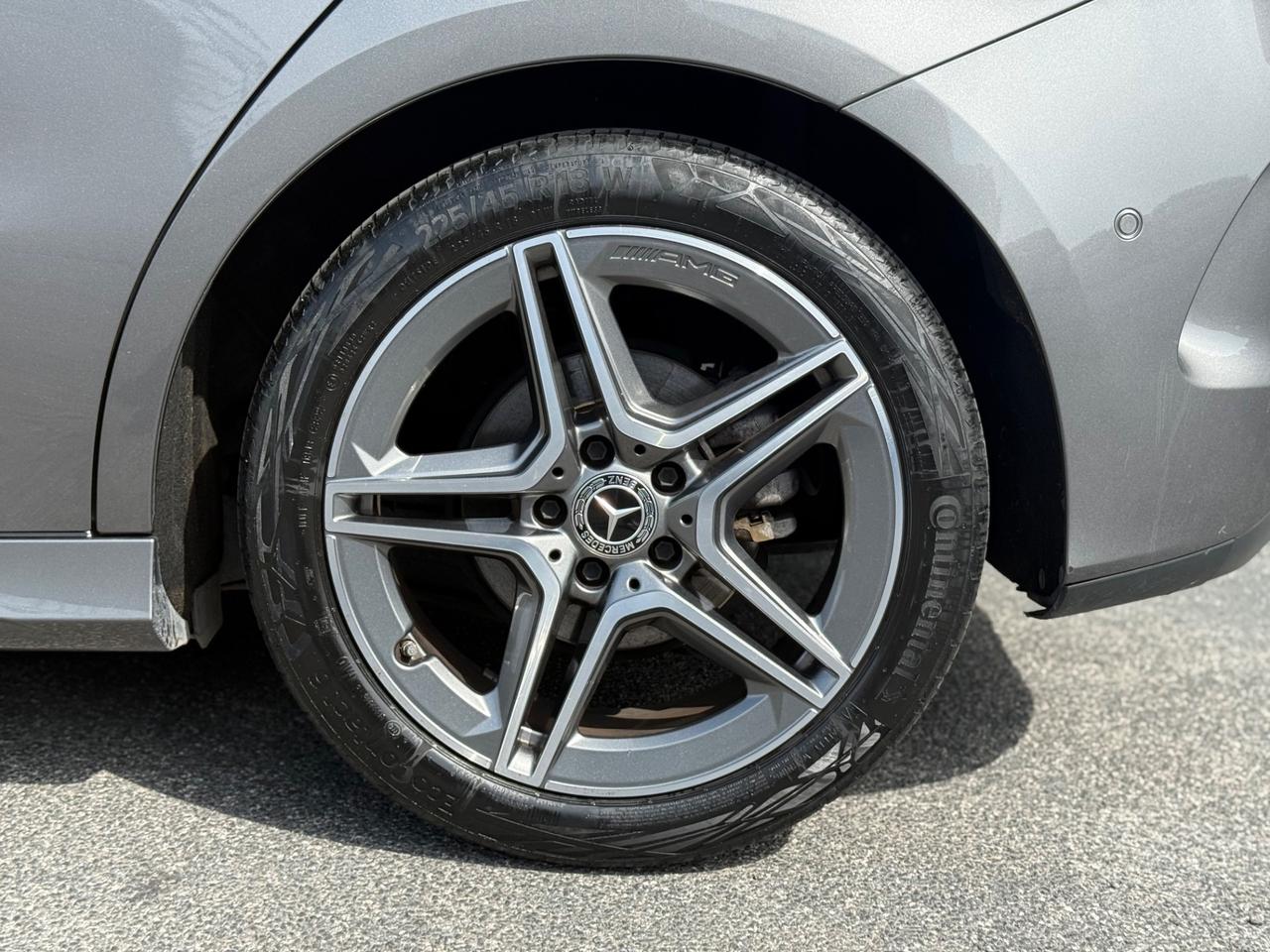 MERCEDES B 180d 116cv PREMIUM PACK AMG Auto