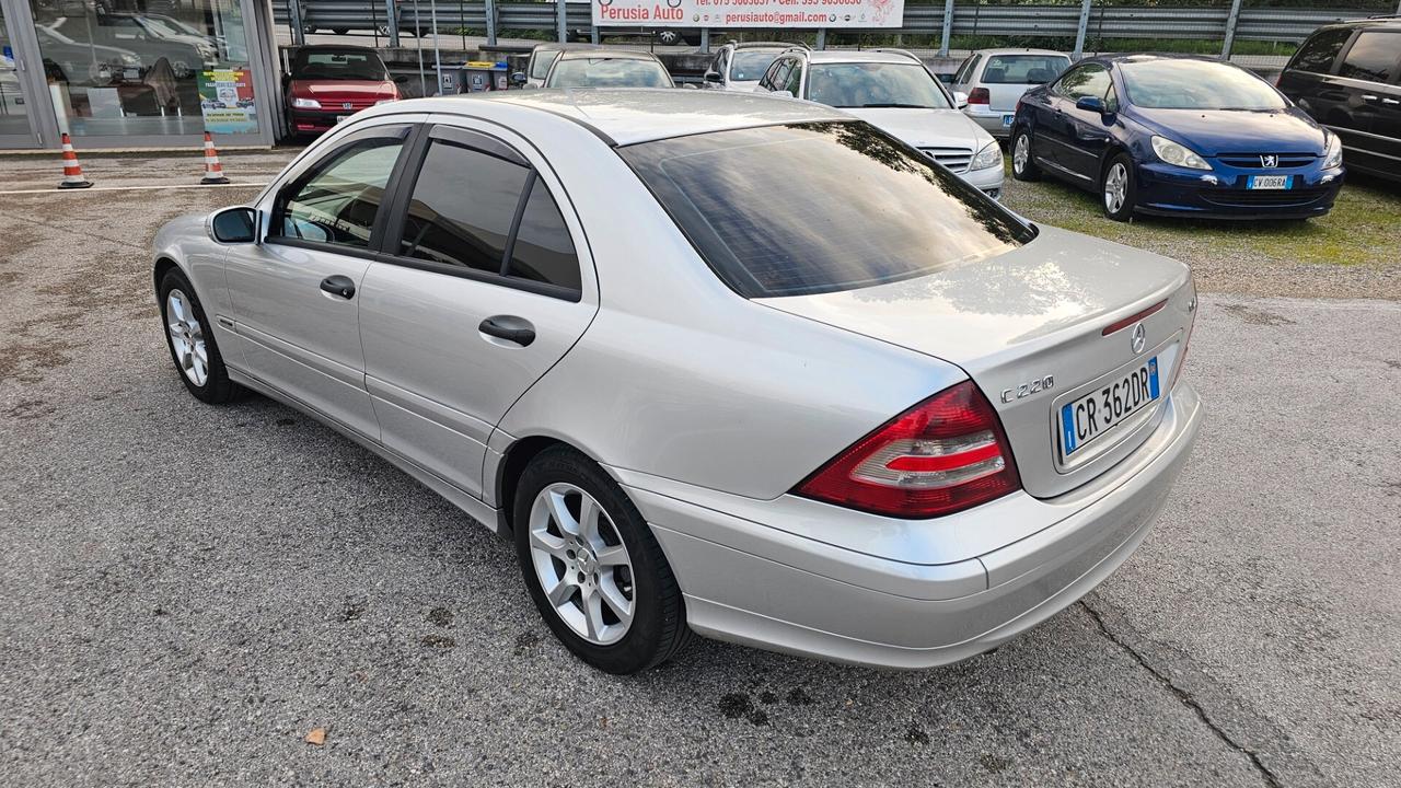 Mercedes-benz C 220 C 220 CDI cat Elegance