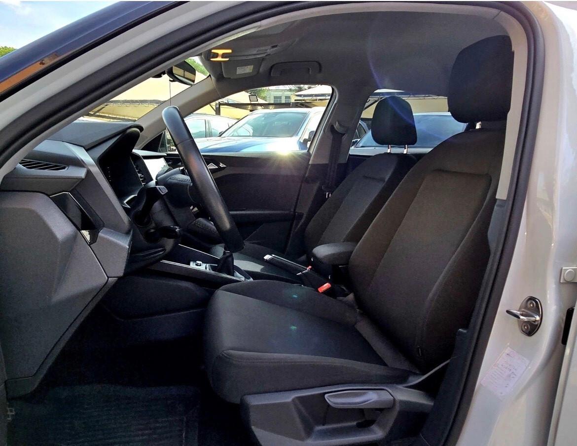 Audi A1 SPB 30 TFSI Identity Black