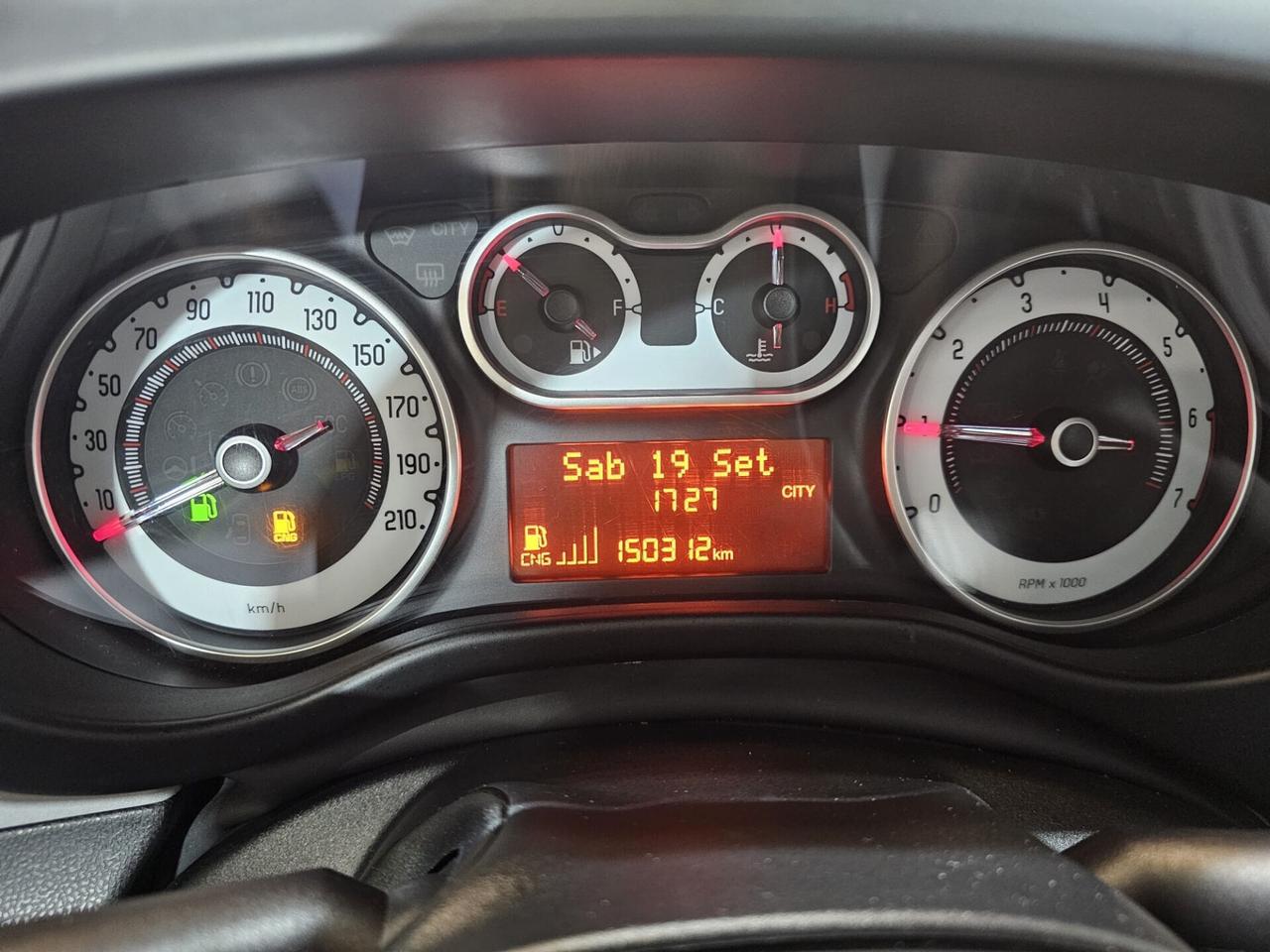 Fiat 500L 0.9 TwinAir Turbo Natural Power Pop Star