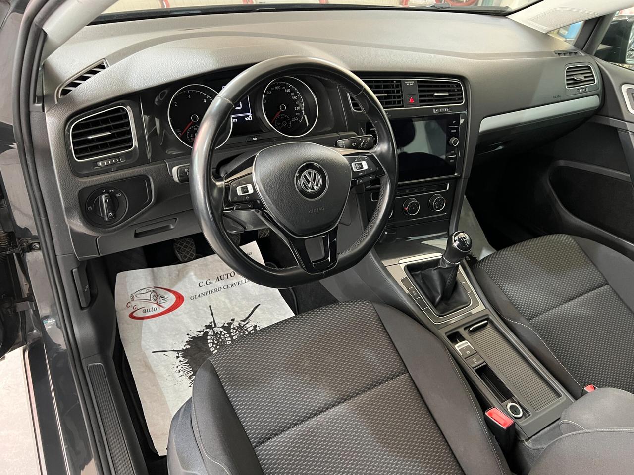Volkswagen Golf 1.6 116 CV - EXECUTIVE - 2019