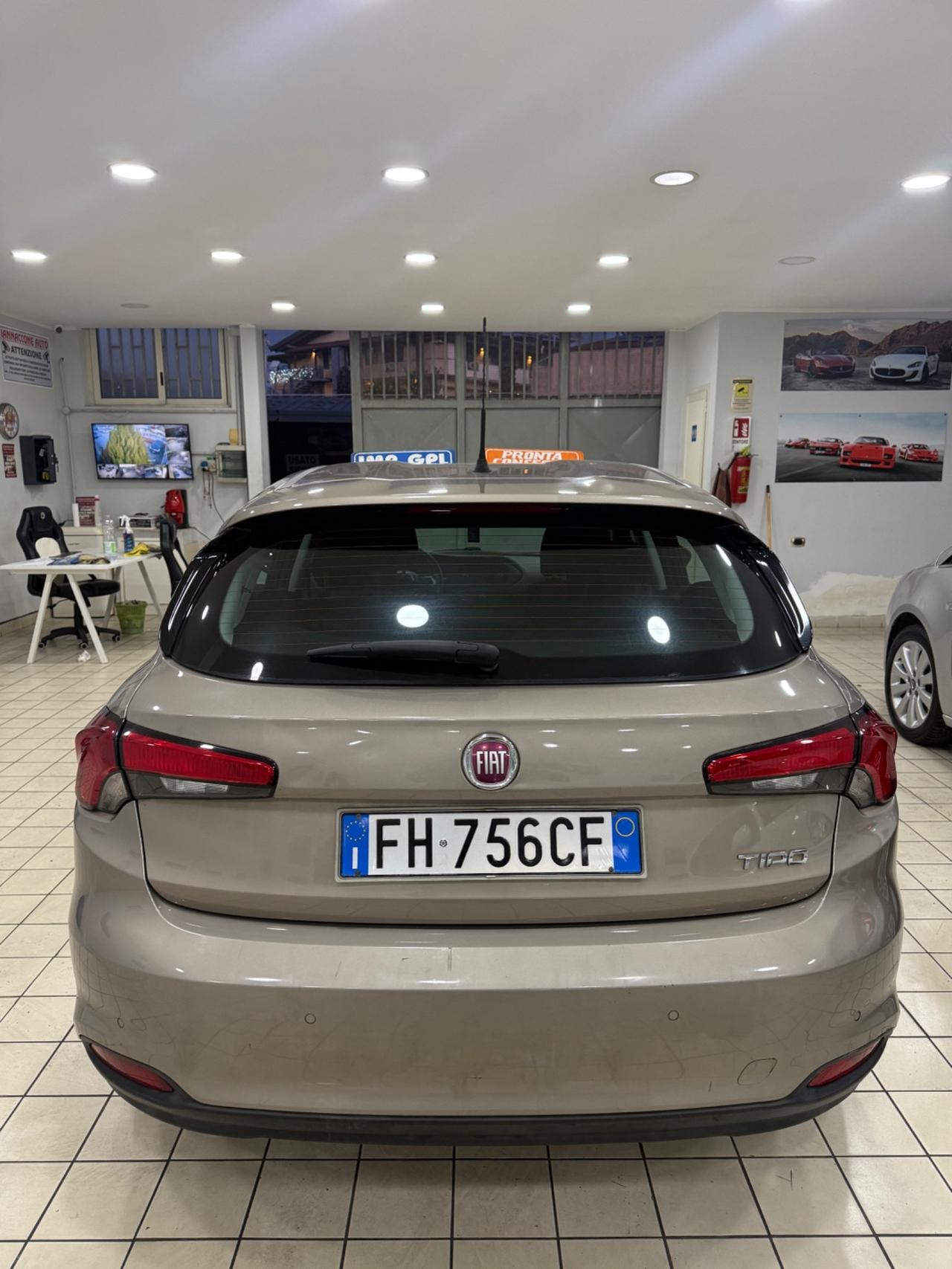 Fiat Tipo 1.4 gpl 2017 lounge