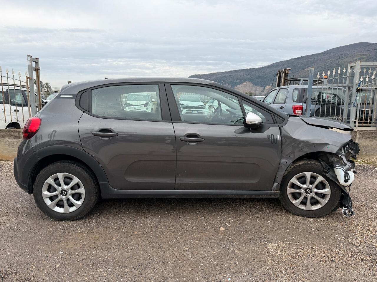 CITROEN C3 2024 1.2 BENZINA 83 CV *SINISTRATA